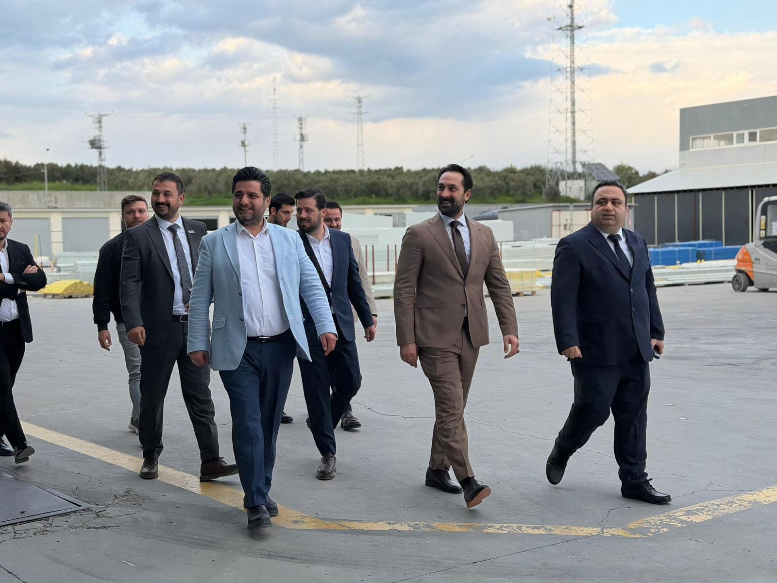Arınç’tan Bir Günde Devr-i Alem