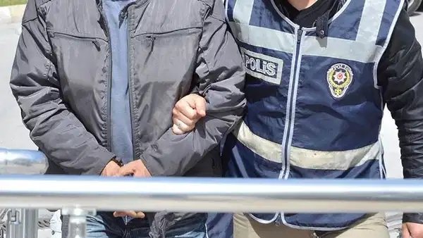 Aydın'da operasyon: 10 göçmen kaçakçılığı şüphelisi yakalandı