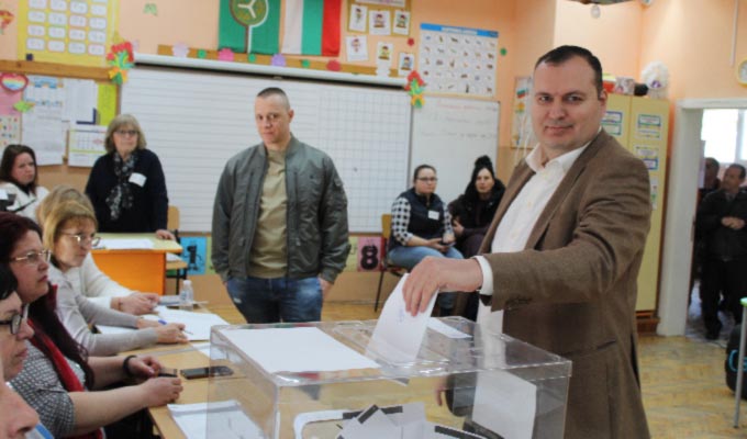 Деян Иванов: Вотът ми е за европейско развитие и ред в държавата