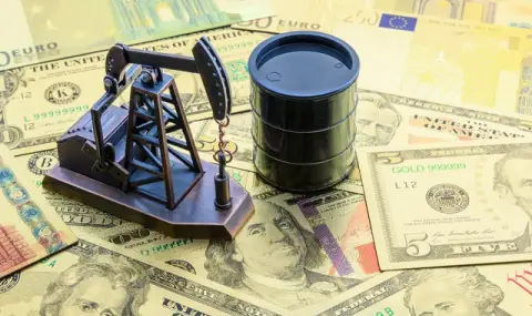 Контролът на Иран върху Ормузкия проток едва ли ще сложи край на нефтодолара