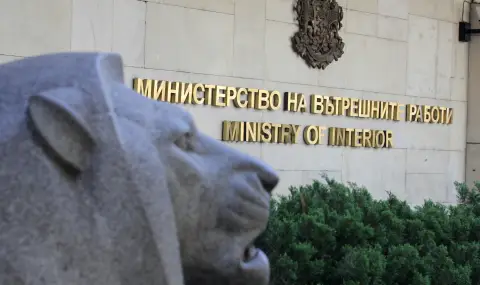 Саботаж? МВР даде подробности за случая с шофьора, блокирал движението по АМ "Хемус"