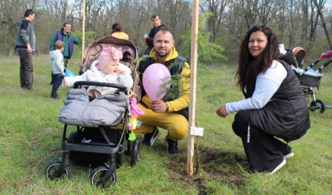 Традицията продължава на Цветница в Алеята на новия живот