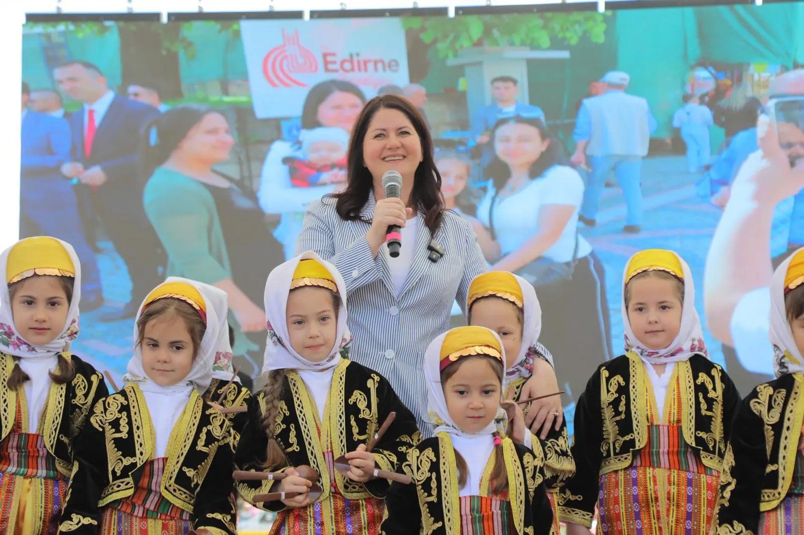 Edirne Belediyesi’nden dolu dolu 23 Nisan!