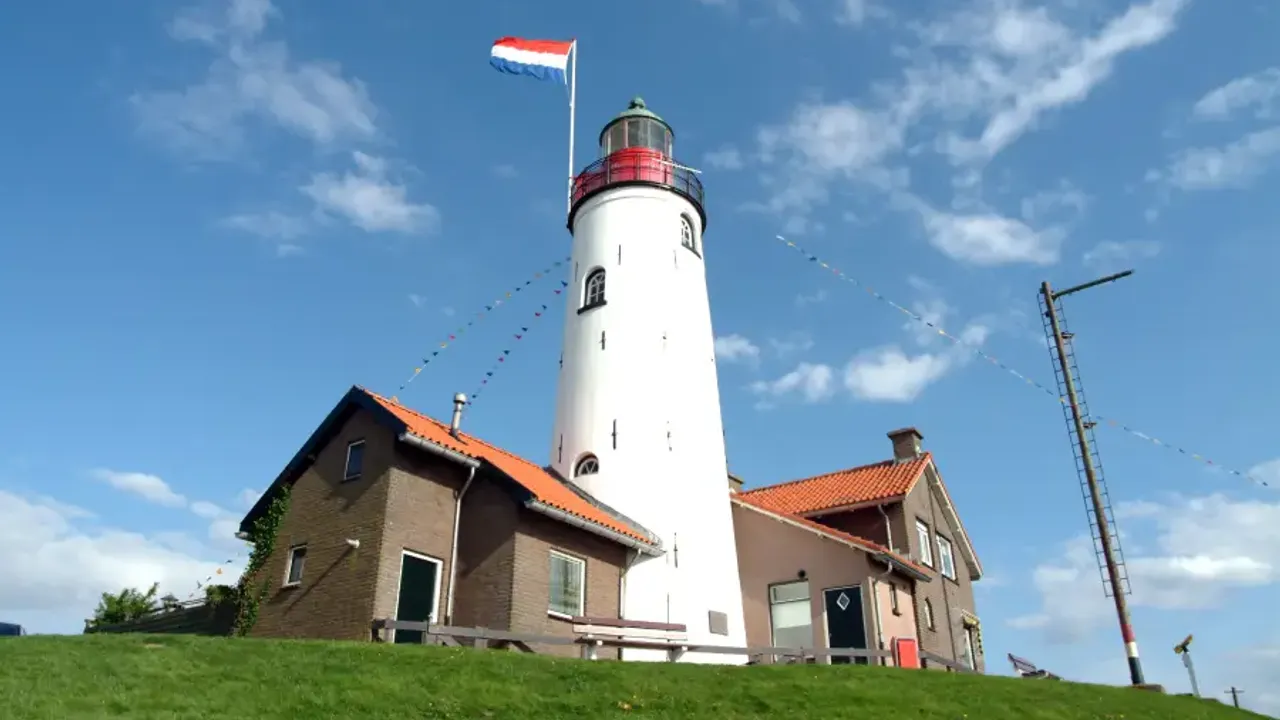 Hollanda’da mutlaka görülmesi gereken 8 deniz feneri