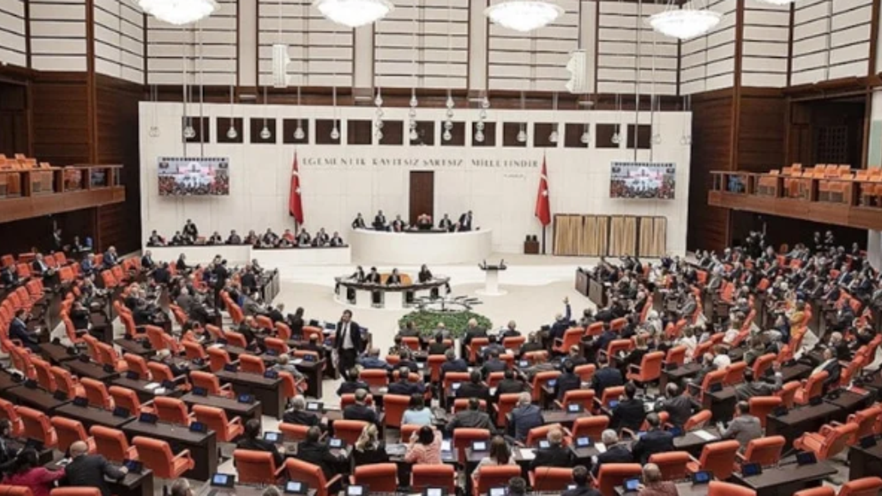 Meclis Gündemi Yoğun: Okul Saldırıları Ve Sosyal Medya Düzenlemesi Masada