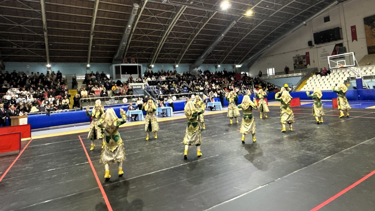 Okul Sporları Halk Oyunları İl Birinciliği Yarışmaları Tamamlandı