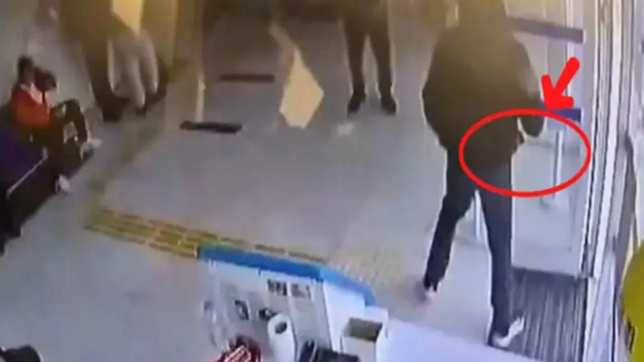 Satırla banka soymaya çalıştı: Kar maskeli şüpheli, kaçarken yakalandı