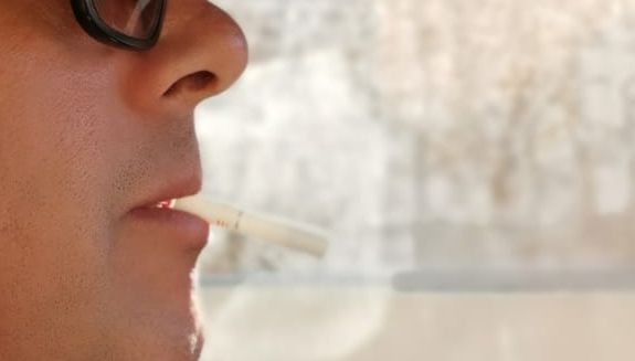Sigara yasağı: 2008'den sonra doğanlar içemeyecek