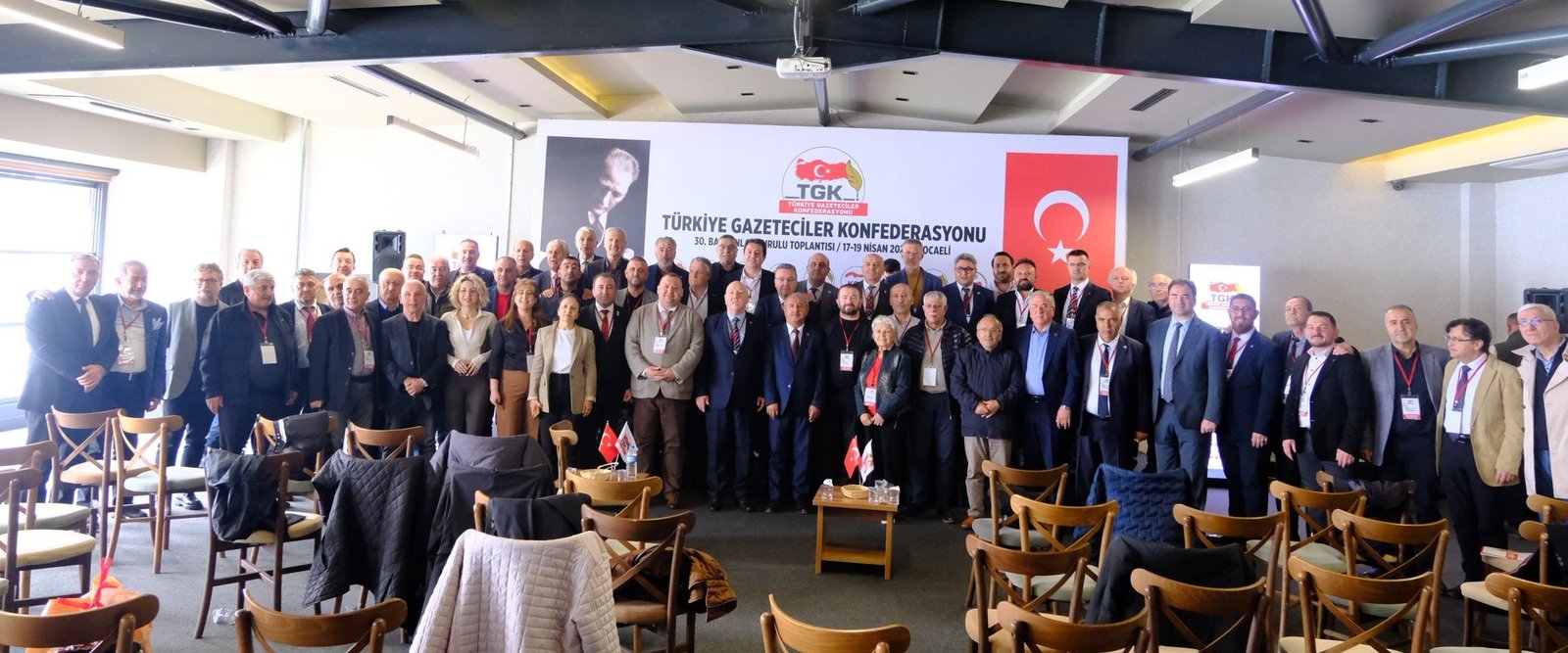 ‘Yerel basın ekonomik baskı altında’