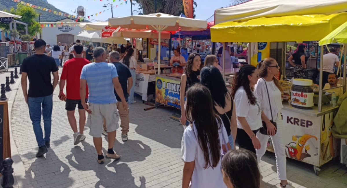 21. Kıbrıs İpek Koza Festivali yoğun ilgiyle tamamlandı