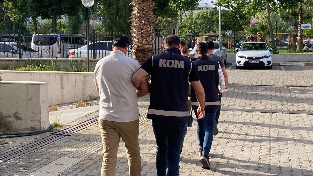 Aydın'da para karşılığında usulsüz sağlık raporu düzenleyen 4 kişi tutuklandı