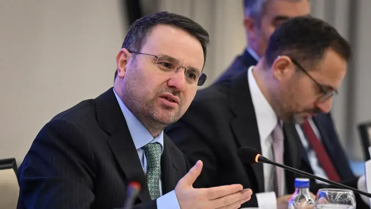 Bakan Gürlek Duyurdu: Artık Sanal Bahis Oynayanlar da Ceza Alacak!