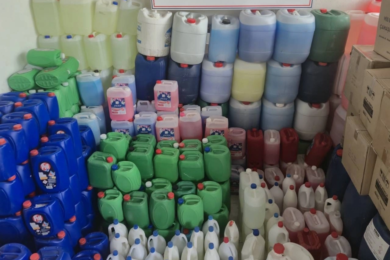 Edirne Uzunköprü’de 1 milyon 950 bin TL'lik sahte deterjan ele geçirildi