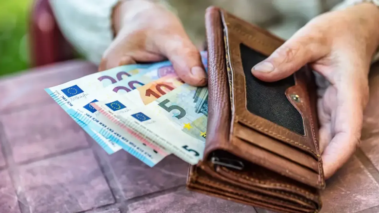 Hollanda’da 1 Temmuz’dan itibaren geçerli yeni AOW maaşları