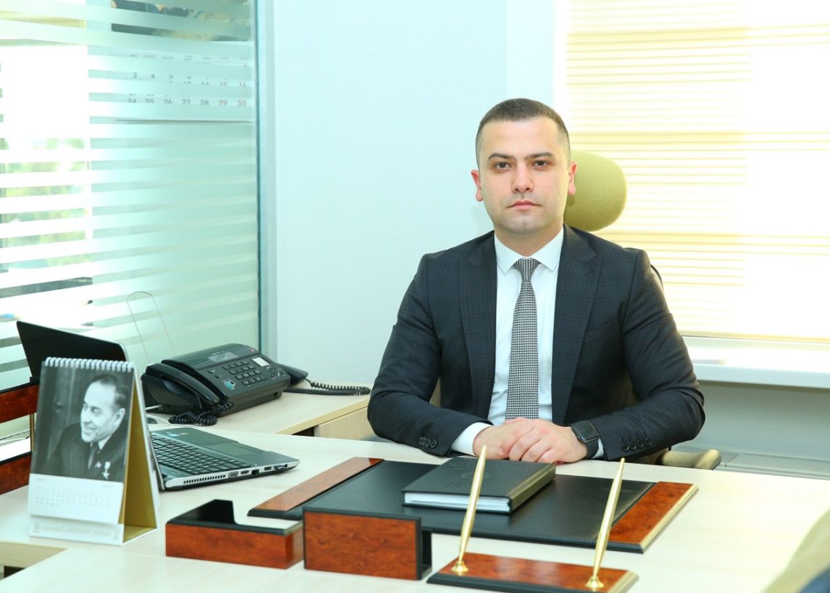 İcra başçısı sektor müdirini vəzifədən azad etdi- FOTO