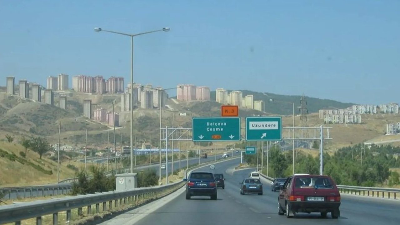 İzmir Çevre Yolu polemiği: CHP’li Yavuzyılmaz’dan AKP’li İnan’a belgeli yanıt