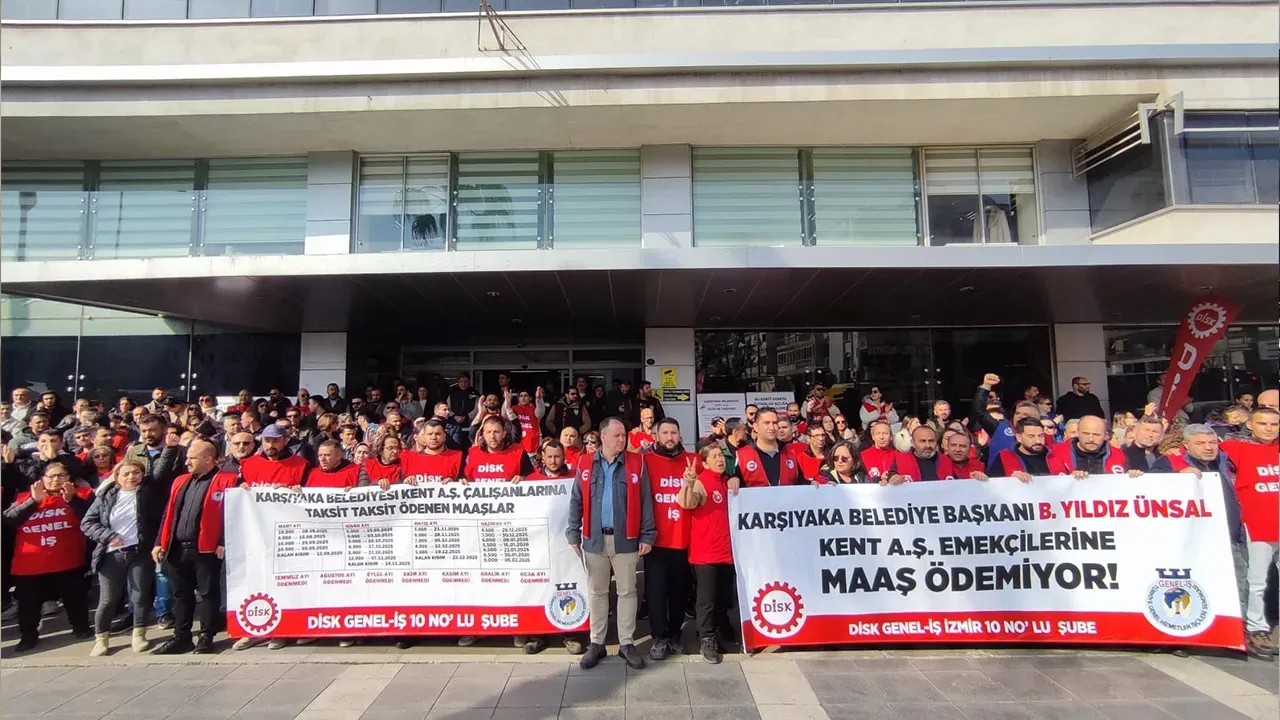 İzmir’de TİS gerilimi sürüyor: Karşıyaka’da masa yeniden kuruldu!