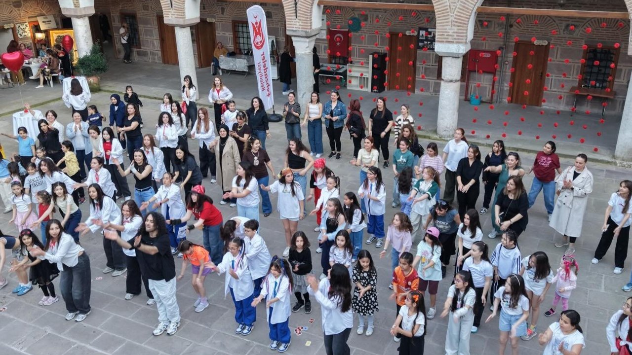Manisa Büyükşehir’den Afetzede Üreticilere Destek