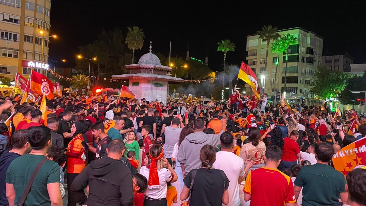 Nazilli’de Galatasaray coşkusu! Şampiyonluk kutlamaları devam ediyor