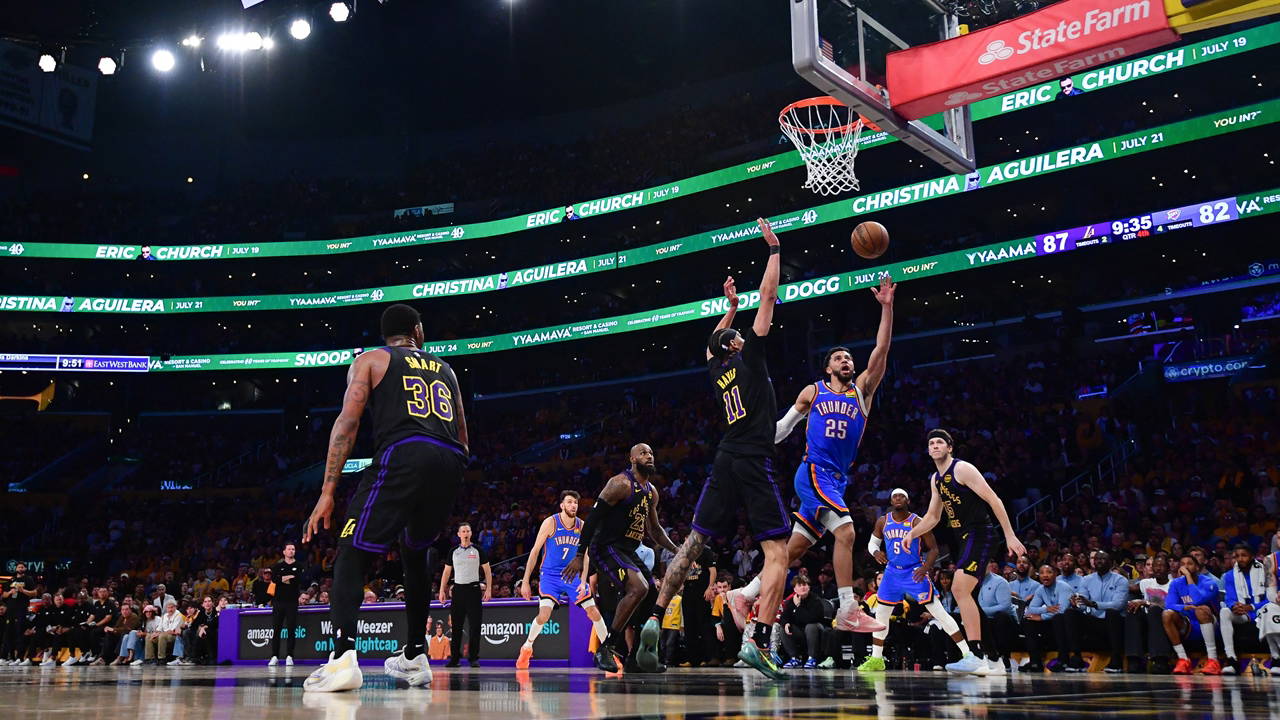 Oklahoma City Thunder deplasmanda Los Angeles Lakers'ı devirdi, adını konferans finaline yazdırdı