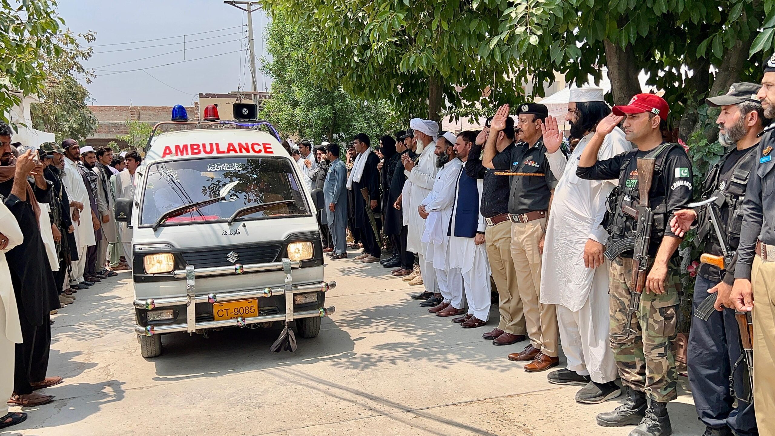 Pakistan'da pazar yerinde patlama: 9 ölü 18 yaralı