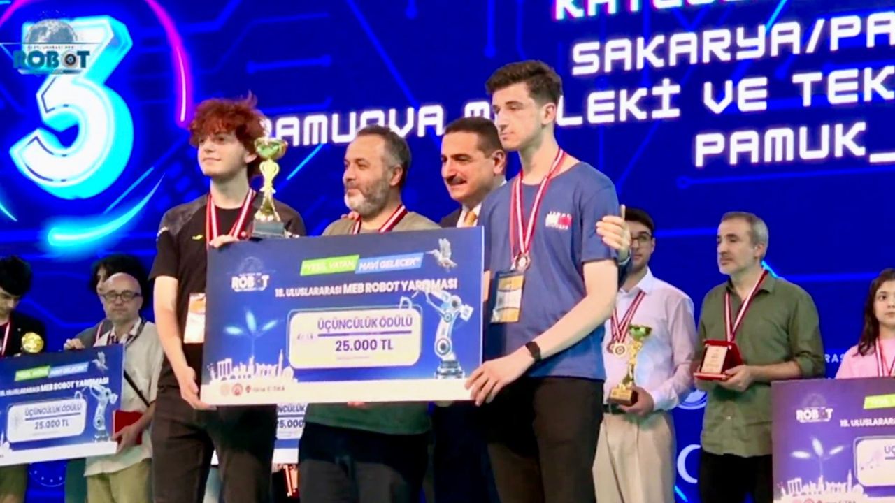 Sakarya’ya Robotik Alanında Türkiye Derecesi