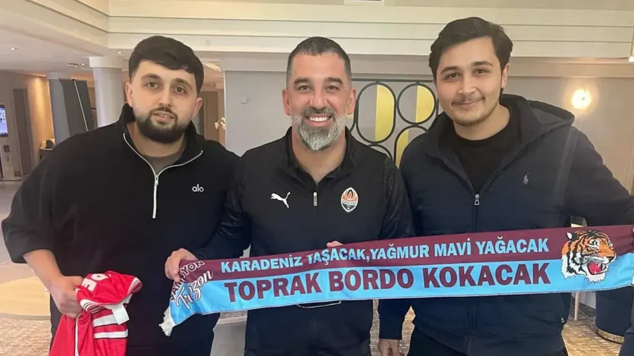 Shakhtar Donetsk’te Tarih Yazan Arda Turan, Trabzonsporlularla Buluştu