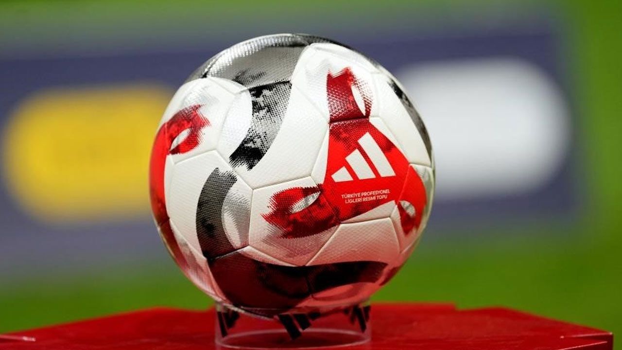 Süper Lig'de tüm maçlar aynı saatte