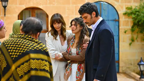 TV yayın akışı 14 Mayıs Perşembe! Bugün hangi kanalda ne var? Günün filmleri ve dizileri neler?