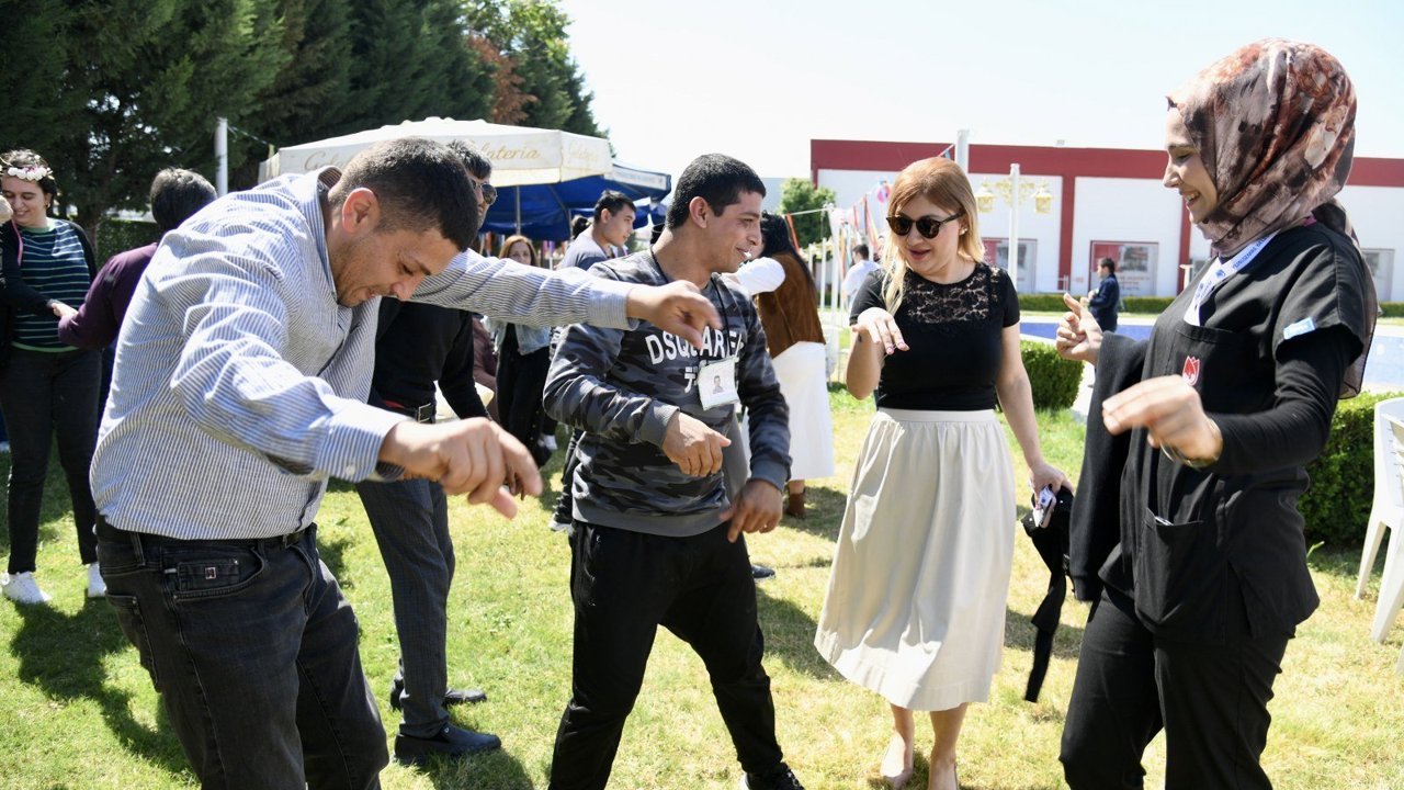 Yunusemre’den Özel Öğrencilere Özel Hıdırellez Şenliği