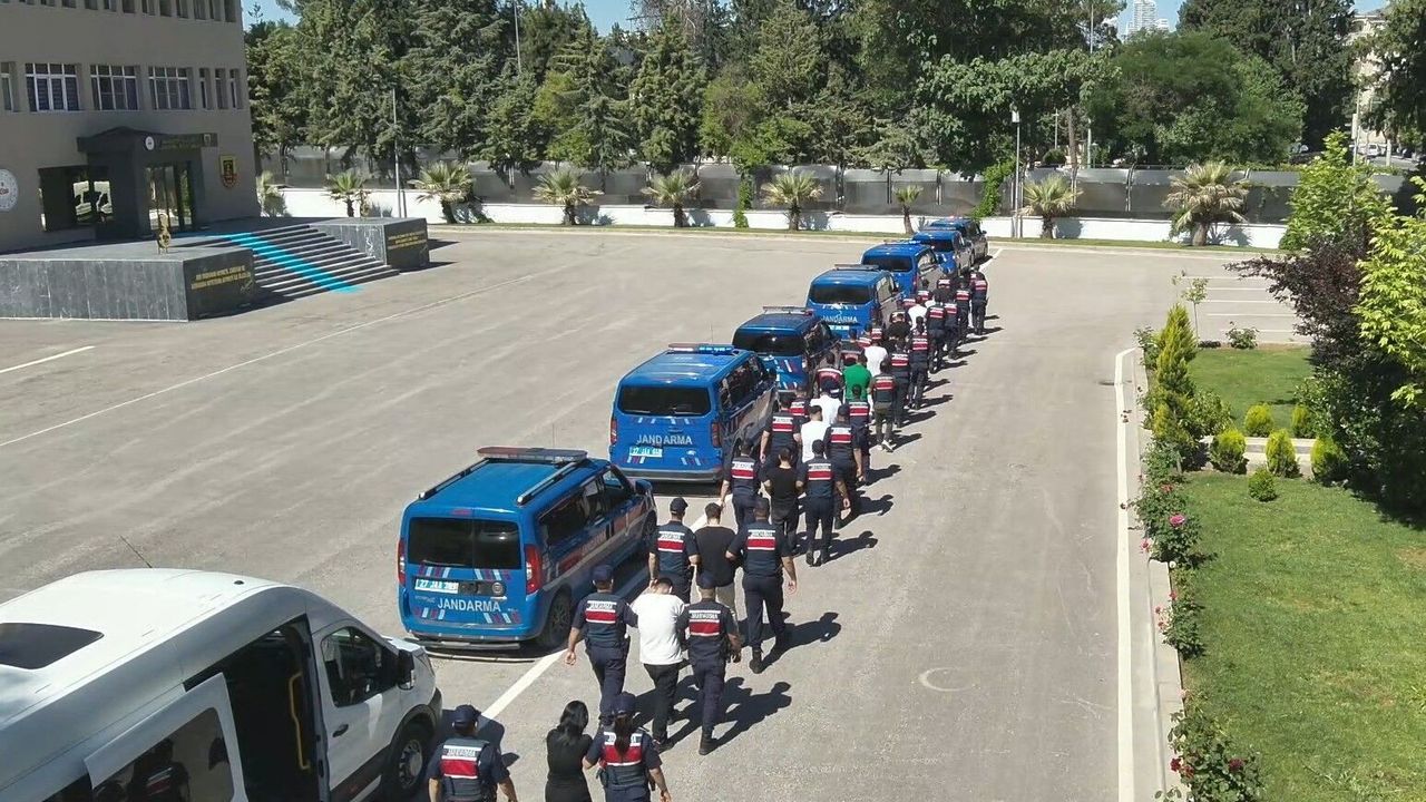Afyon Dahil 13 İlde Dev "Siber" Operasyonu: 19 Tutuklama! 175 Milyon TL...