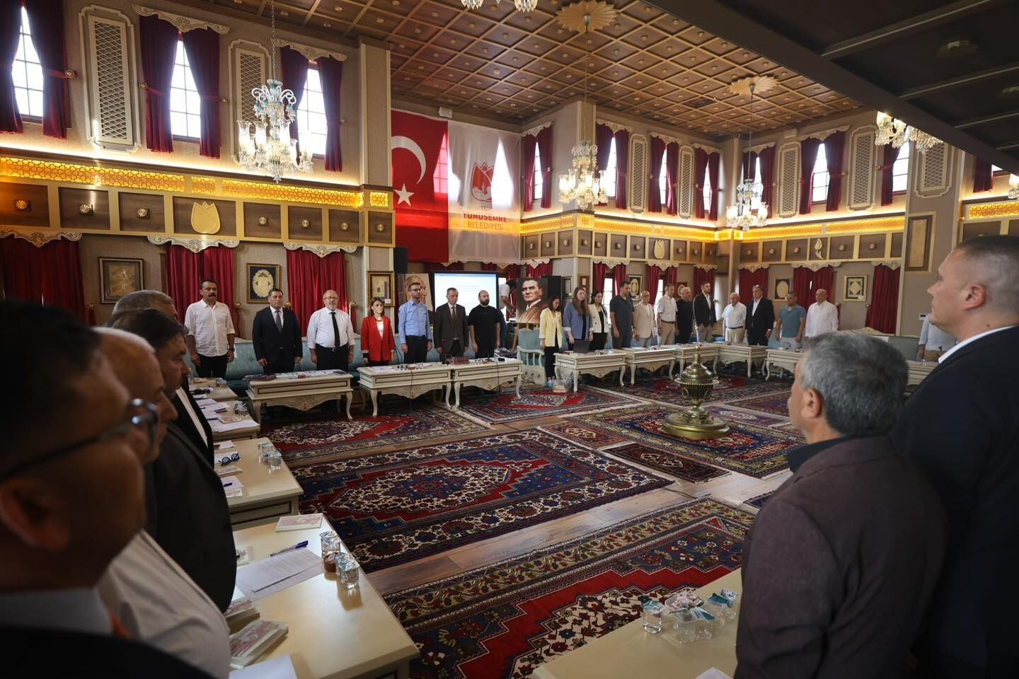 Başkan Balaban, ‘Burası Sadece El Kaldırılıp İndirilen Bir Yer Değil’