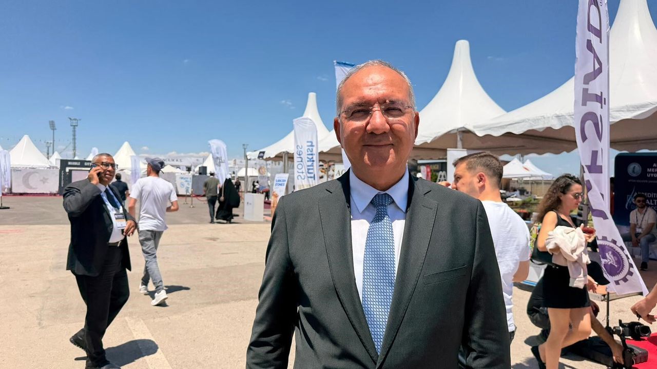 Başkan Özcan: "Amacımız Sadece Doğal Taş Satmak Değil, Dünya Çapında Söz Sahibi Olmak"