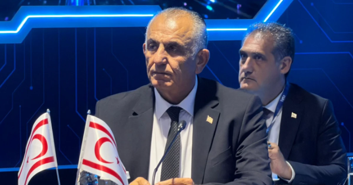 Çavuşoğlu: "İnsanlık, tarihin en hızlı teknolojik dönüşüm süreçlerinden birini yaşıyor"