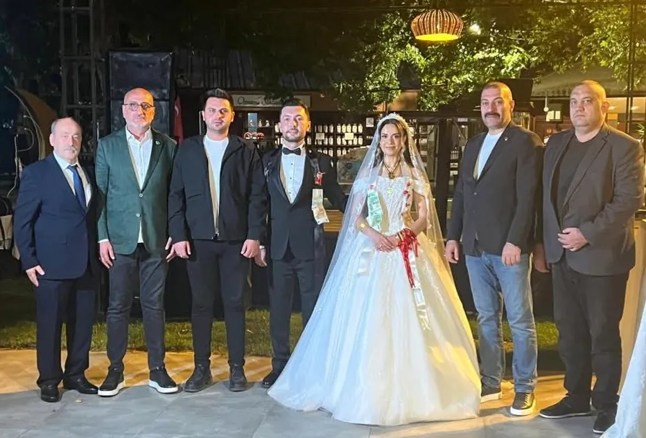 MHP İl BAŞKANI TOKLUOĞLU, GÜÇYENER AİLESİNİN MUTLU GÜNÜNE KATILDI 