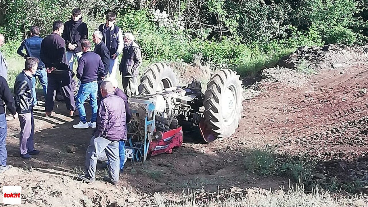 Niksar'da Aynı Yolda İki Traktör Kazası: Çok Sayıda Yaralı Var