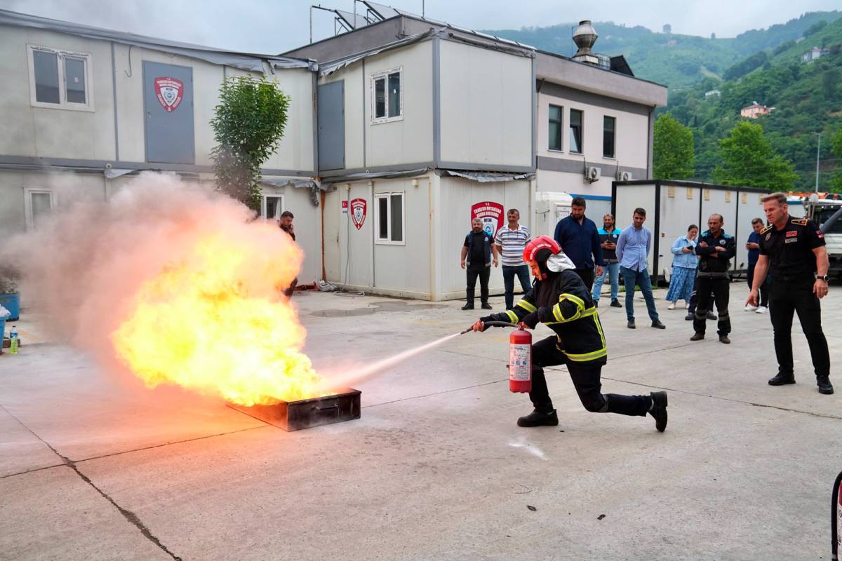 Ortahisar Belediyesi'nden Personele Yangın Güvenliği Eğitimi