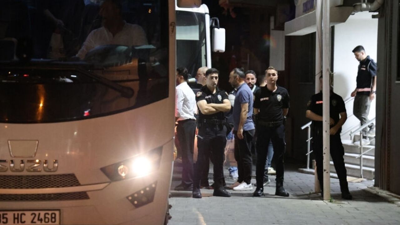 Seferihisar operasyonunda yeni gelişme... Başkan Yetişkin adliyeye sevk edildi