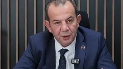 Tanju Özcan CHP’den istifa etti! “Gözyaşları içinde babaevinden ayrılıyorum”