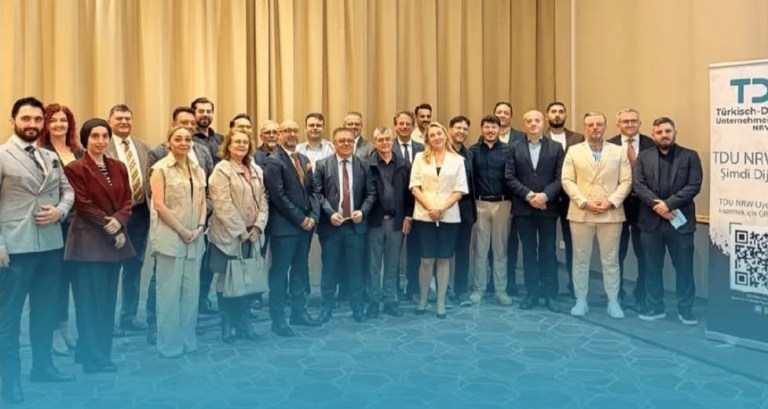 TDU NRW e.V. Geleceğe Yön Veriyor, Genel Kurul Derneğin Başarılı Yolculuğunu Yeni Yönetimle Sürdürüyor