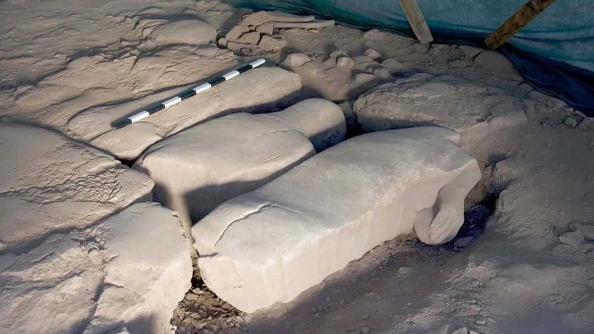 2 bin 500 yıllık heykel yüzüstü gömüldü, gerçek yüzyıllar sonra ortaya çıktı