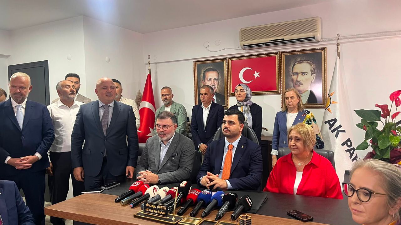 AK Partili İnan’dan dikkat çeken Menderes açıklaması: 1,5 yıldır partimize katılmak için çabaladı!