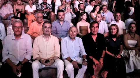Akbelen’de testere, Bodrum’da soprano: Limak’ın Antik Tiyatro senfonisinde kim kiminle boy gösterdi?