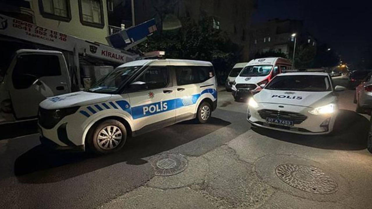 Antalya’da cadde üzerinde rastgele ateş açtı: Gözaltına alındı