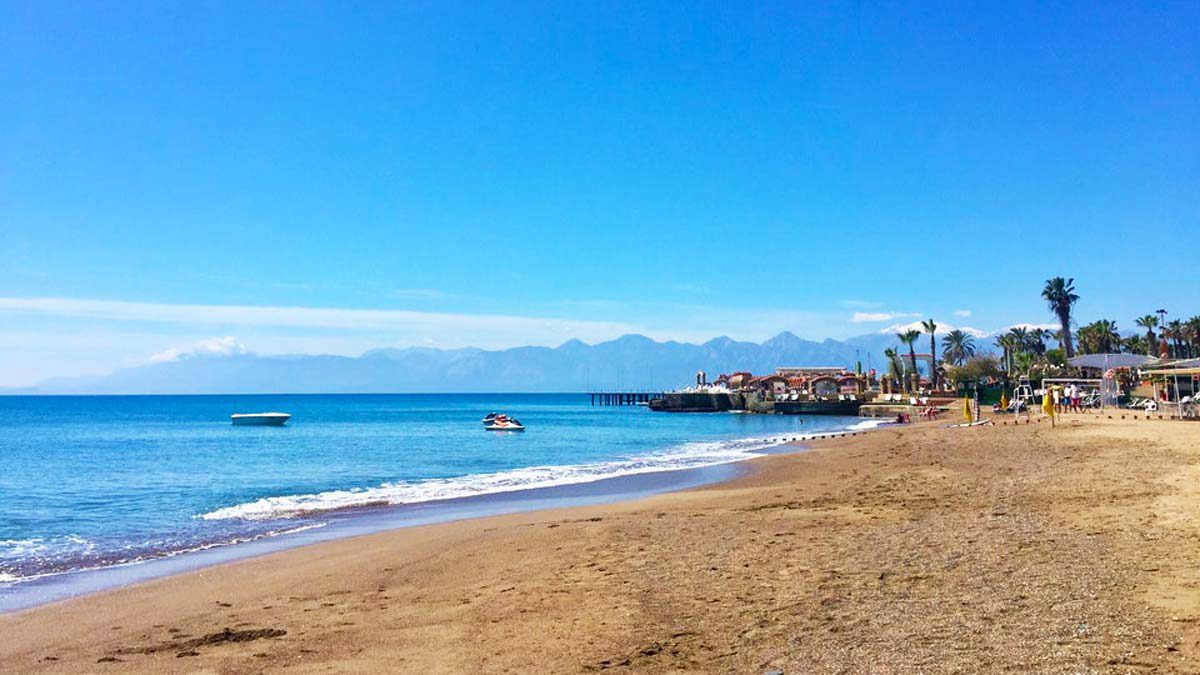 Antalya’da otellerde doluluk oranı yüzde 95’i geçti