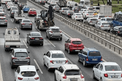 Araç sahiplerini ilgilendiriyor: Trafik sigortasında ödemeler yapıldı