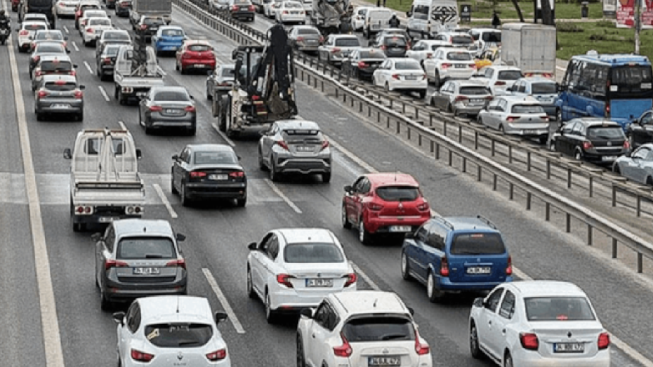 Araç sahiplerini ilgilendiriyor: Trafik sigortasında ödemeler yapıldı Araç sahiplerini ilgilendiriyor: Trafik sigortasında ödemeler yapıldı
