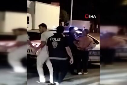 Avcılar’da otomobil sürücüsü motosiklete çarptı! Polise direnen sürücü alkollü çıktı