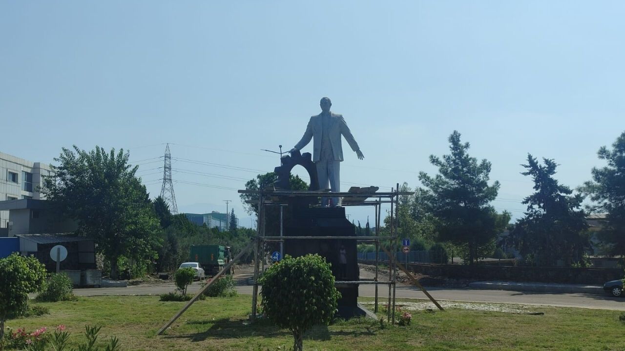 Ayrı Bir Şehir Gibi Yükseliyor! Organize Sanayi’de Kapsamlı Yenileme Çalışması