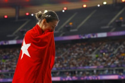 Aysel Önder’den Paris 2024 Paralimpik Oyunları’nda gümüş madalya Aysel Önder’den Paris 2024 Paralimpik Oyunları’nda gümüş madalya